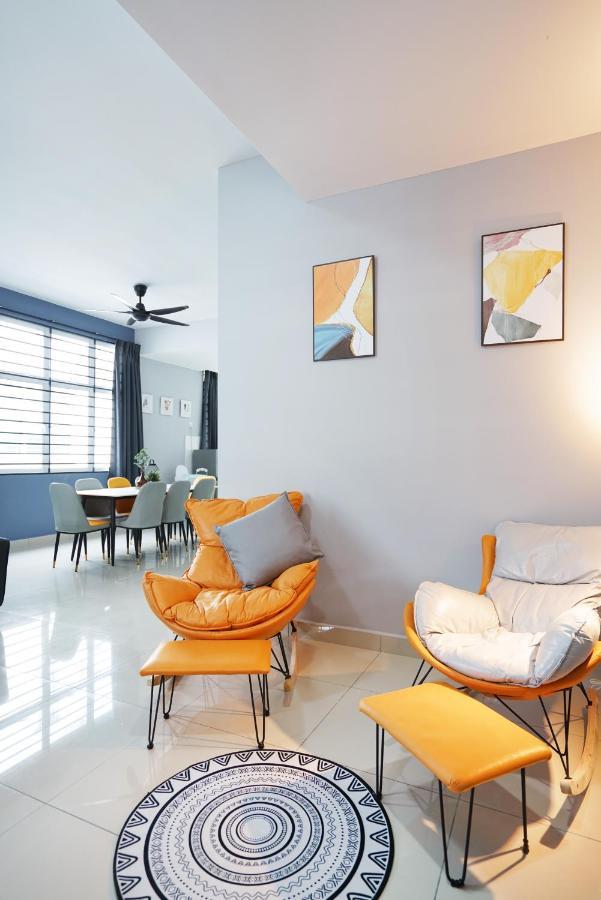 Villa Desaru 37M7 Morandi Colour Theme By Joyfully Exterior foto